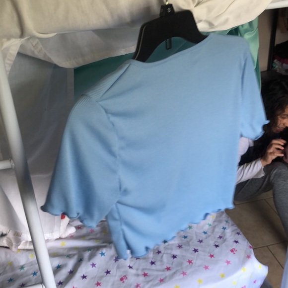 A cropped blouse blue - Picture 2 of 3